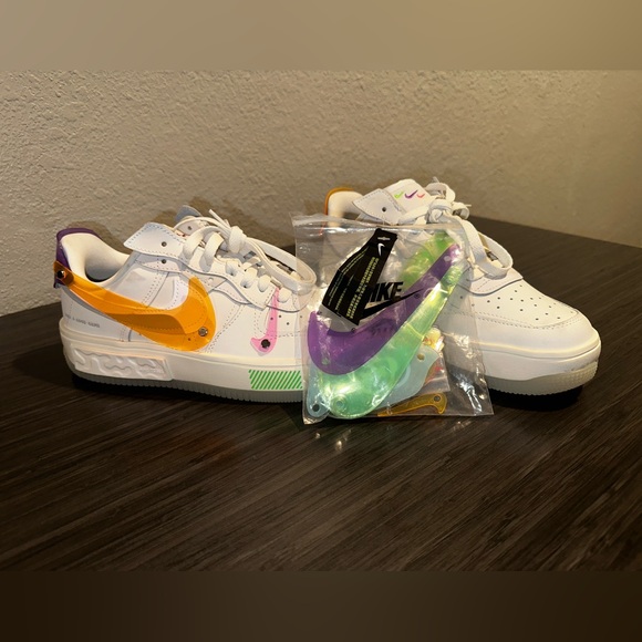 Nike Air Force - Picture 5 of 9